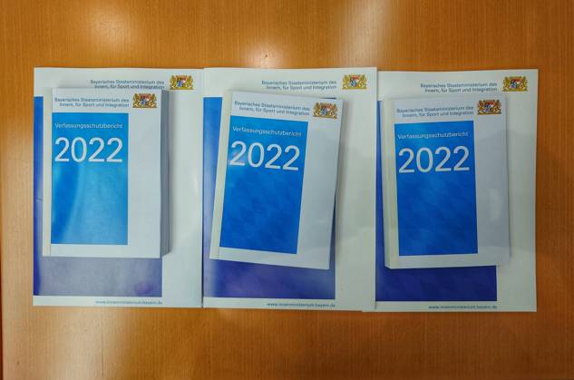 April 24, 2023, Munich, Bavaria, Germany: The Bavarian Verfassungsschutz (secret service, Office for the Protection of the Constitution) alongside the Bavarian Interior Minister released the half-year report detailing threats to the state, which continue to include elements that are exploiting the Corona pandemic, as well as emerging elements that are exploiting discontent revolving around the energy crisis that has resulted from RussiaÃ¢â‚¬â ¢s illegal invasion of Ukraine. Monitors of the anti-state elements are noting that the so-called Ã¢â‚¬oeQuerdenkerÃ¢â‚¬Â spectrum are now evolving their wedge topics away from Corona and vaccines and towards the energy crisis and what they see as non-favorable sanction politics against Russia. The - ZUMAb160 20230424_zbp_b160_001 Copyright: xSachellexBabbarx