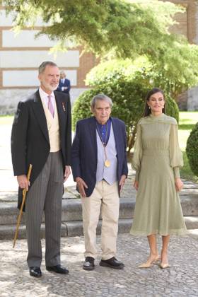 24-04-2023 Madrid Queen Letizia and King Felipe attend the presentation of the Miguel de Cervantes literature prize in the Spanish language 2022 to Rafael Cadenas at the university of Alcala de Henares in Madrid. No Spain Â  Copyright: xPPEx