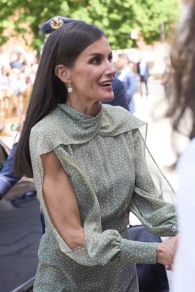 24-04-2023 Madrid Queen Letizia attend the presentation of the Miguel de Cervantes literature prize in the Spanish language 2022 to Rafael Cadenas at the university of Alcala de Henares in Madrid. No Spain Â  Copyright: xPPEx