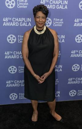 NY: 48th Chaplin Award Gala Honoring Viola Davis Dawn Porter attends the 48th Chaplin Award Gala honoring Viola Davis at Alice Tully Hall New York New York United States Copyright: LevxRadin