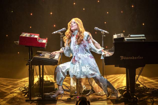 Bilder des Jahres 2023, Entertainment 04 April Entertainment Themen der Woche KW17 Tori Amos live in Oslo, Norway Oslo, Norway. 25th, April 2023. The American singer, songwriter and pianist Tori Amos performs a live concert at Oslo Konserthus in Oslo. Oslo Norway  Copyright: xGonzalesxPhoto TerjexDokkenx