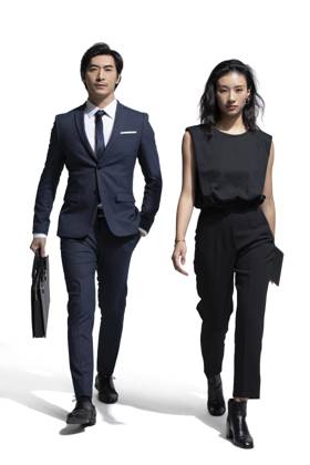 Confident Chinese business people walking Beijing China Copyright: xLanexOateyx bji06460286