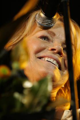 GÖTEBORG 20060306 The jurys special award to mother mia Görel Hanser, during the Guldmaskengalan in Gothenburg on Monday GÖTEBORG SVERIGE Ice hockey x9200x  Copyright: xMANSxLANGHJELMx xTTx 9200