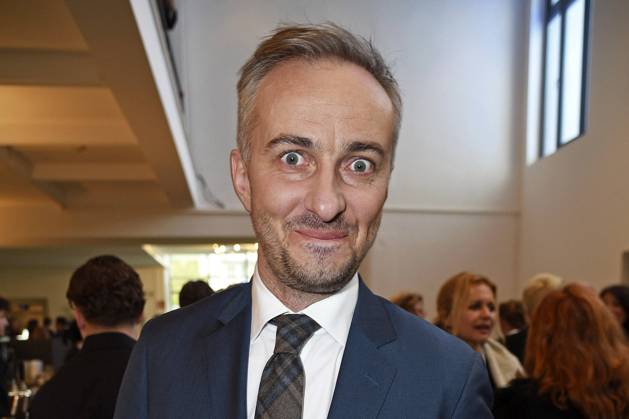 Kabarettist Jan Böhmermann am Rande der 59. Verleihung der Grimme-Preise 2023 im Stadttheater Marl. Der Grimme-Preis ist eine Auszeichnung für Fernsehsendungen in Deutschland und gilt als renommiertester Medienpreis Deutschlands. Marl, 21.04.2023 NRW Deutschland Copyright: xChristophxHardtx