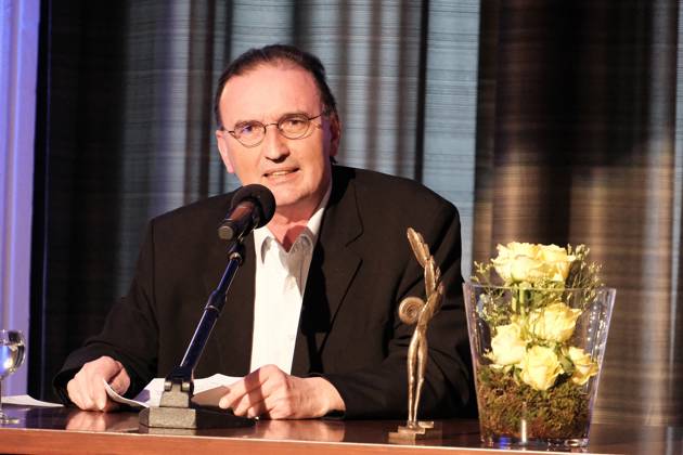07.05.2023 xkhx Kassel Verleihung Kasseler Literaturpreis für grotesken Humor an Schriftsteller Gerhard Henschel Bild zeigt Preisträger Schriftsteller Gerhard Henschel