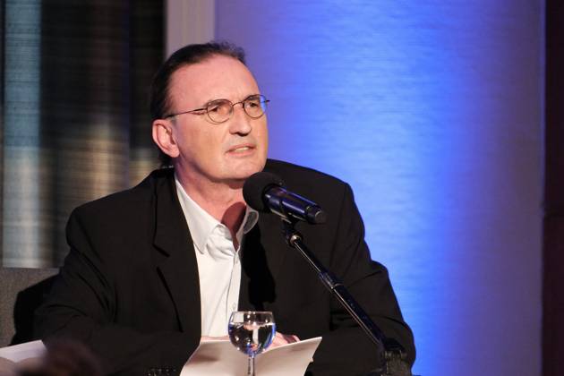 07.05.2023 xkhx Kassel Verleihung Kasseler Literaturpreis für grotesken Humor an Schriftsteller Gerhard Henschel Bild zeigt Preisträger Schriftsteller Gerhard Henschel