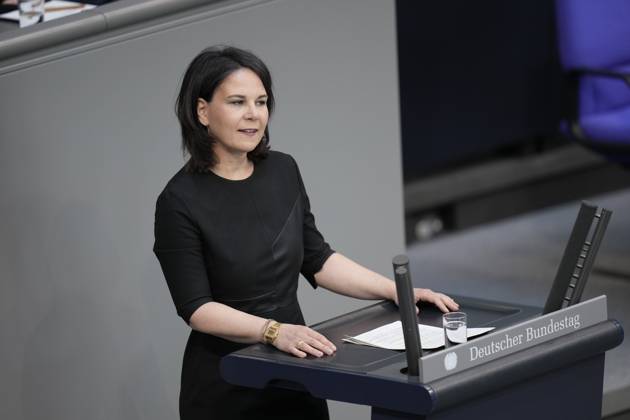 Deutscher Bundestag, 102. Plenarsitzung Außenministerin Annalena Baerbock (Gruene) im Portrait bei ihrer Rede zur Verlaengerung des Bundeswehreinsatzes in Mali im Rahmen der 102. Sitzung des Deutschen Bundestag,10.05.2023 Berlin, Berlin Berlin Deutschland