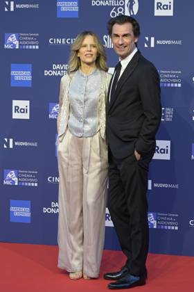 May 10, 2023, Rome, Italy: Sonia Bergamasco (L) and Fabrizio Gifuni (R) attend the red carpet of Premi Davide di Donatello 2023 at CinecittÃ Lumina Studios. Rome Italy - ZUMAs197 20230510_zaa_s197_501 Copyright: xMarioxCartellix