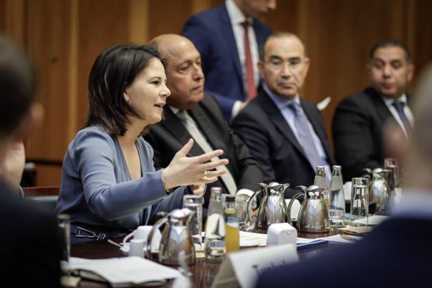 Lage im Nahostkonflikt: Annalena Baerbock, Bundesaussenministerin, (L) laedt zu Kleeblatt-Treffen nach Berlin ein. Berlin, 11.05.2023. Berlin Deutschland