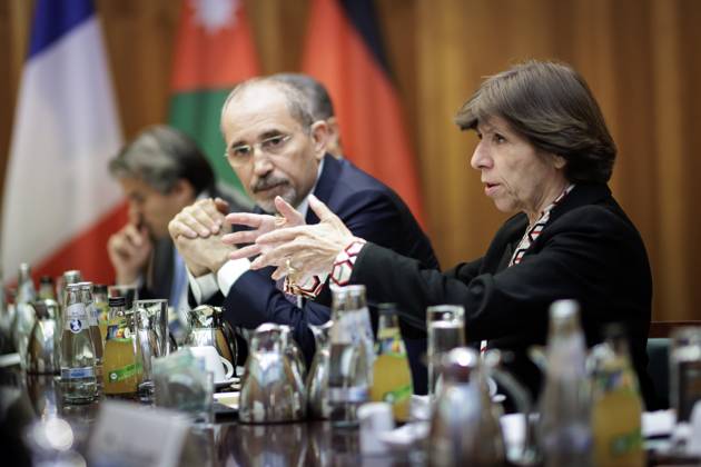 Lage im Nahostkonflikt: Annalena Baerbock, Bundesaussenministerin, laedt zu Kleeblatt-Treffen nach Berlin ein. Hier im Bild (R-L): Catherine Colonna, Aussenministerin von Frankreich, und Ayman Safadi, Aussenminister von Jordanien. Berlin, 11.05.2023. Berlin Deutschland