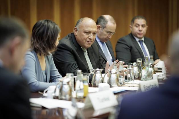 Lage im Nahostkonflikt: Annalena Baerbock, Bundesaussenministerin, laedt zu Kleeblatt-Treffen nach Berlin ein. Hier im Bild (R-L): Sameh Shoukry, Aussenminister von Aegypten, und Annalena Baerbock, Bundesaussenministerin. Berlin, 11.05.2023. Berlin Deutschland