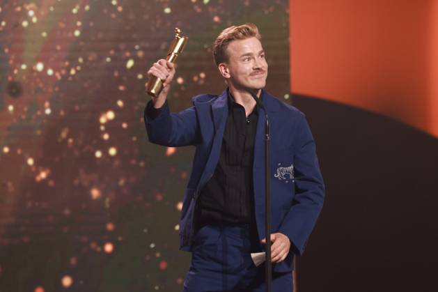 Deutscher Filmpreis 2023 BESTE MÄNNLICHE NEBENROLLE Gewinner Albrecht Schuch bei der Verleihung der Lola - Deutscher Filmpreis 2023 im Theater am Potsdamer Platz in Berlin 12.05.2023 Copyright: xEventpressx