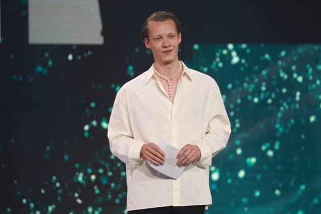 Deutscher Filmpreis 2023 Felix Kammerer Laudator BESTE KAMERA & BILDGESTALTUNG bei der Verleihung der Lola - Deutscher Filmpreis 2023 im Theater am Potsdamer Platz in Berlin 12.05.2023 Copyright: xEventpressx