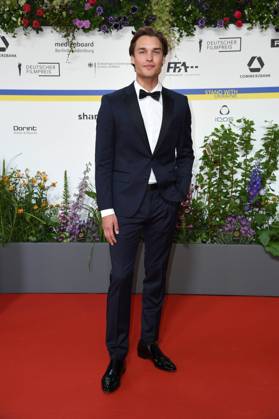 Carlos Böttcher bei der Ankunft auf dem Roten Teppich zum DEUTSCHER FILMPREIS 2023 im Theater am Potsdamer Platz in Berlin am 12.05.2023