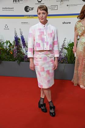 Leonie Benesch bei der Ankunft auf dem Roten Teppich zum DEUTSCHER FILMPREIS 2023 im Theater am Potsdamer Platz in Berlin am 12.05.2023