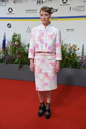 Leonie Benesch bei der Ankunft auf dem Roten Teppich zum DEUTSCHER FILMPREIS 2023 im Theater am Potsdamer Platz in Berlin am 12.05.2023