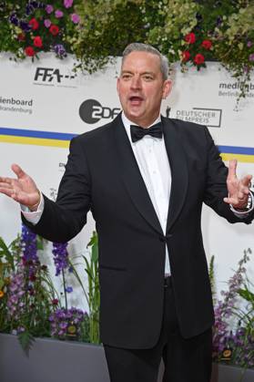 Christian Kahrmann bei der Ankunft auf dem Roten Teppich zum DEUTSCHER FILMPREIS 2023 im Theater am Potsdamer Platz in Berlin am 12.05.2023