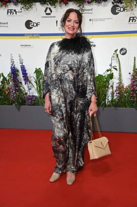 Natalia Wörner bei der Ankunft auf dem Roten Teppich zum DEUTSCHER FILMPREIS 2023 im Theater am Potsdamer Platz in Berlin am 12.05.2023