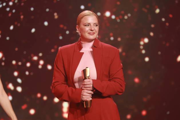 Deutscher Filmpreis 2023 BESTE WEIBLICHE NEBENROLLE Gewinnerin Jördis Triebel bei der Verleihung der Lola - Deutscher Filmpreis 2023 im Theater am Potsdamer Platz in Berlin 12.05.2023 Copyright: xEventpressx