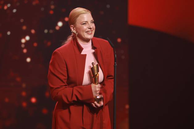 Deutscher Filmpreis 2023 BESTE WEIBLICHE NEBENROLLE Gewinnerin Jördis Triebel bei der Verleihung der Lola - Deutscher Filmpreis 2023 im Theater am Potsdamer Platz in Berlin 12.05.2023 Copyright: xEventpressx