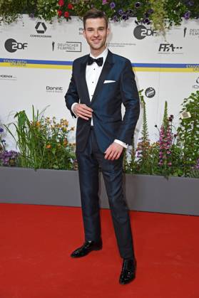 Patrick Mölleken bei der Ankunft auf dem Roten Teppich zum DEUTSCHER FILMPREIS 2023 im Theater am Potsdamer Platz in Berlin am 12.05.2023