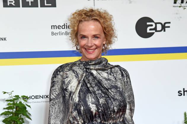 Katja Riemann bei der Ankunft auf dem Roten Teppich zum DEUTSCHER FILMPREIS 2023 im Theater am Potsdamer Platz in Berlin am 12.05.2023