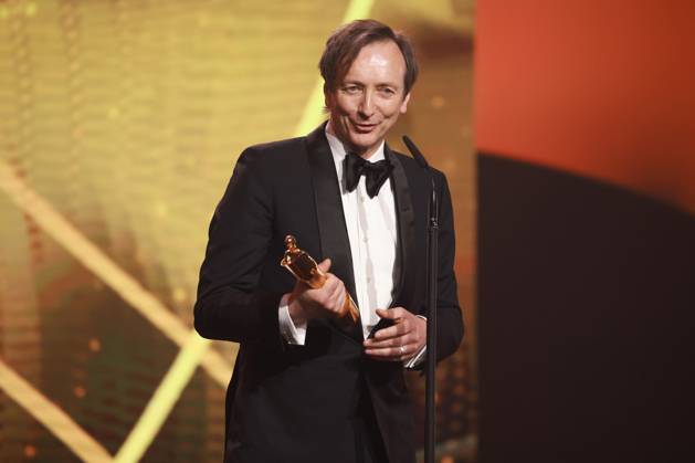 Deutscher Filmpreis 2023 BESTE FILMMUSIK Gewinner Volker Bertelmann IM WESTEN NICHTS NEUES bei der Verleihung der Lola - Deutscher Filmpreis 2023 im Theater am Potsdamer Platz in Berlin 12.05.2023 Copyright: xEventpressx