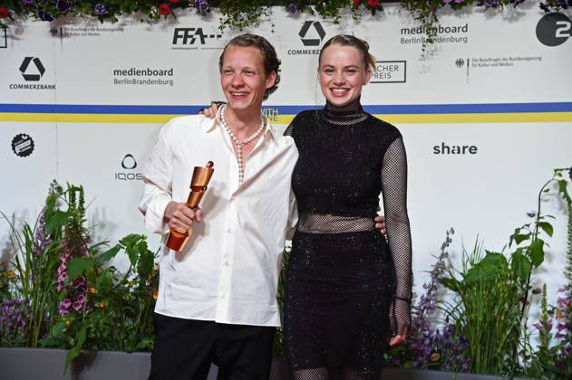 Felix Kammerer, Luna Wedler als Gewinner bei DEUTSCHER FILMPREIS 2023 im Theater am Potsdamer Platz in Berlin am 12.05.2023