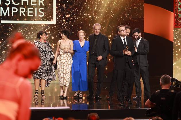 Deutscher Filmpreis 2023 BESTER SPIELFILM BRONZE HOLY SPIDER bei der Verleihung der Lola - Deutscher Filmpreis 2023 im Theater am Potsdamer Platz in Berlin 12.05.2023 Copyright: xEventpressx