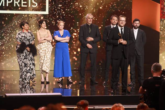 Deutscher Filmpreis 2023 BESTER SPIELFILM BRONZE HOLY SPIDER bei der Verleihung der Lola - Deutscher Filmpreis 2023 im Theater am Potsdamer Platz in Berlin 12.05.2023 Copyright: xEventpressx