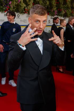 Event - Deutscher Filmpreis 2023 Felix Lobrecht beim 73. Deutschen Filmpreis im Theater am Potsdamerplatz am 12.05.2023 in Berlin. Copyright: xEventpressxKochanx