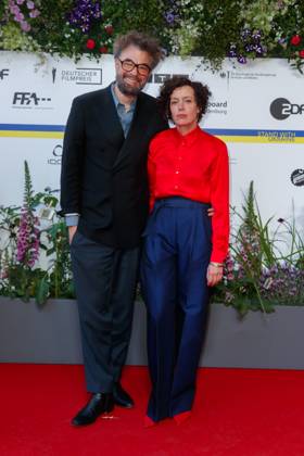 Event - Deutscher Filmpreis 2023 Maria Schrader mit Freund Jan Schomburg beim 73. Deutschen Filmpreis im Theater am Potsdamerplatz am 12.05.2023 in Berlin. Copyright: xEventpressxKochanx