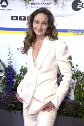 Jeanette Hain bei der 73. Verleihung des Deutschen Filmpreises 2023 im Theater am Potsdamer Platz. Berlin, 12.05.2023