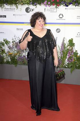 Meltem Kaptan bei der 73. Verleihung des Deutschen Filmpreises 2023 im Theater am Potsdamer Platz. Berlin, 12.05.2023