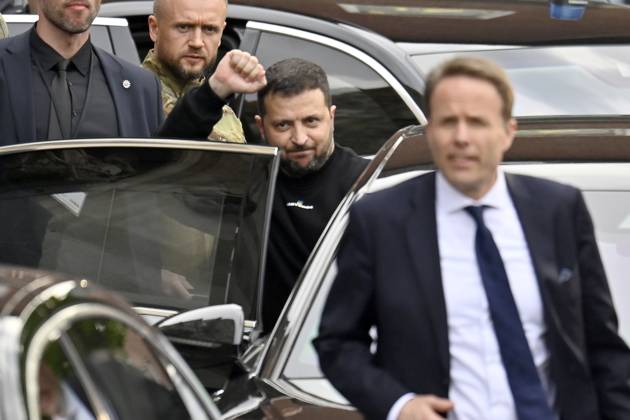 Wolodymyr Selenskyj bei der Verleihung des Karlspreises 2023 an Wolodymyr Selenskyj und das ukrainische Volk im Aachener Rathaus. Aachen, 14.05.2023