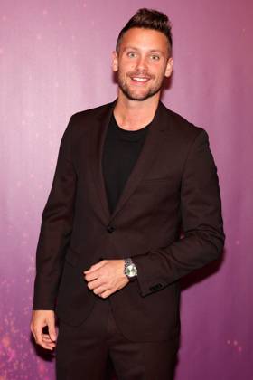 Bastian Baker Prix Walo 2023 Bastian Baker auf dem roten Teppich. Verleihung des 47. Prix Walo für die Jahre 2020-2022 am 14.05.2023 in den SRF Fernsehstudios Zürich, Schweiz.