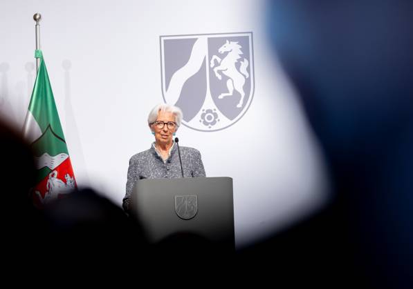 Verleihung Staatspreis an Angela Merkel Bundeskanzlerin a.D. Angela Merkel wird am Dienstag den 16.05.2023 mit dem Staatspreis NRW geehrt. Überreicht durch Christine Lagarde und Ministerpräsident Hendrik Wüst. Köln Nordrhein-Westfalen Germany