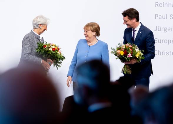 Verleihung Staatspreis an Angela Merkel Bundeskanzlerin a.D. Angela Merkel wird am Dienstag den 16.05.2023 mit dem Staatspreis NRW geehrt. Überreicht durch Christine Lagarde und Ministerpräsident Hendrik Wüst. Köln Nordrhein-Westfalen Germany