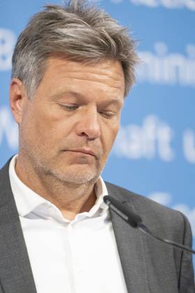 Pressestatement Energiestrompreis im Bundeswirtschaftsministerium Robert Habeck, Bundeswirtschaftsminister;Pressestatement Energiestrompreis im Bundeswirtschaftsministerium Robert Habeck, Bundeswirtschaftsminister, Berlin Berlin Deutschland BMWK