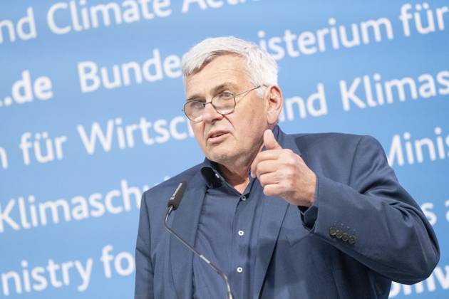 Pressestatement Energiestrompreis im Bundeswirtschaftsministerium Jörg Hofmann, Erster Vorsitzender Gewerkschaft IG Metall;Pressestatement Energiestrompreis im Bundeswirtschaftsministerium Jörg Hofmann, Erster Vorsitzender Gewerkschaft IG Metall, Berlin Berlin Deutschland BMWK