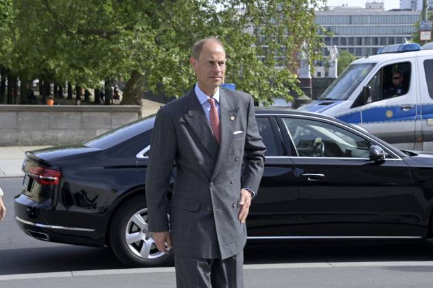 Prinz Edward bei der Eintragung ins Goldene Buch von Berlin und der Verleihung des The Duke of Edinburgh™s International Award in Deutschland in der James-Simon-Galerie. Berlin, 22.05.2023