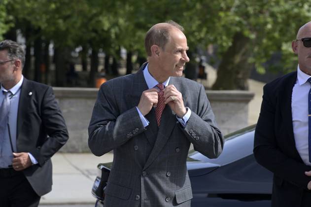 Prinz Edward bei der Eintragung ins Goldene Buch von Berlin und der Verleihung des The Duke of Edinburgh™s International Award in Deutschland in der James-Simon-Galerie. Berlin, 22.05.2023