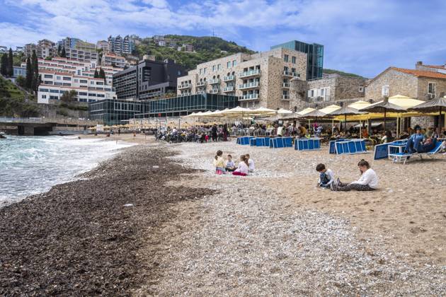 Altstadt mit Stadtstrand, Budva, Adriaküste, Montenegro, Europa Copyright: imageBROKER/IngoxSchulz iblisb09301240