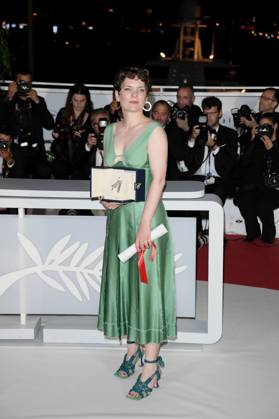 76th Cannes Film Festival 2023, Photocall Palmares. Pictured Flora Anna Buda  Copyright: xAlbertoxTerenghix xipa-agency.nex xPoolxPhotoxEventsx01x IPA_IPA38278476