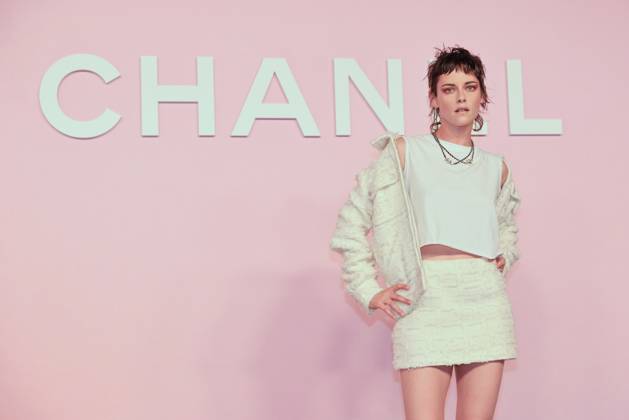 Kristen Stewart attends the photocall of the Chanel Metiers d Art 2022 23 Replica Show at Tokyo Big Sight on June 1, 2023 in Japan.  , aflo_220172645.JPG,