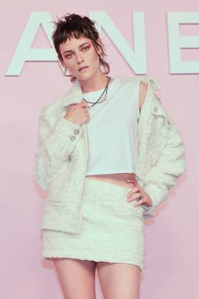 Kristen Stewart attends the photocall of the Chanel Metiers d Art 2022 23 Replica Show at Tokyo Big Sight on June 1, 2023 in Japan.  , aflo_220172646.JPG,