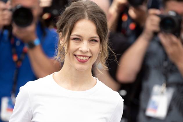 Cannes - Un Certain Regard Photocall Paula Beer attends the photocall for the Un Certain Regard jury at the 76th annual Cannes film festival at Palais des Festivals on May 17, 2023 in Cannes, France. Photo by David Niviere ABACAPRESS.COM CANNES France Copyright: xNivierexDavid ABACAPRESS.COMx 853245_060 NivierexDavid ABACAPRESS.COMx 853245_060