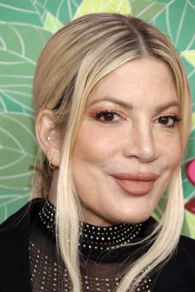 HOLLYWOOD, CA - JUNE 10: Tori Spelling at the Stand for Kids Gala supporting The Luskin Orthopaedic Institute for Children at Universal Studios Backlot in Hollywood, California on June 10, 2023. Copyright: xFayesxSadoux