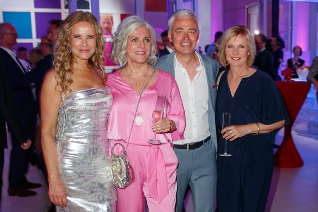 Party - Bertelsmann Katja Burkard, Birgit Schrowange, Ilka Eßmüller und Andreas von Thien bei der Bertelsmann Party 2023 in der Bertelsmann Hauptstadtrepräsentanz am 15.06.2023 in Berlin. Copyright: xEventpressxKochanx