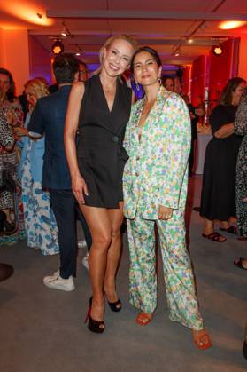 Party - Bertelsmann Isabel Edvardsson und Chryssanthi Kavazi bei der Bertelsmann Party 2023 in der Bertelsmann Hauptstadtrepräsentanz am 15.06.2023 in Berlin. Copyright: xEventpressxKochanx